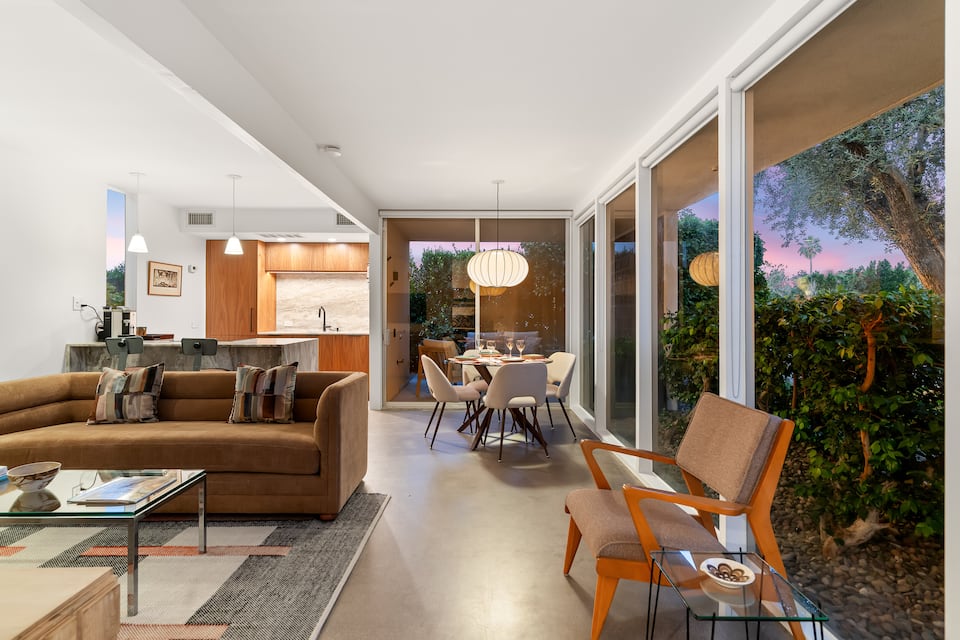 Mid-century modern home in Palm Springs at golden hour